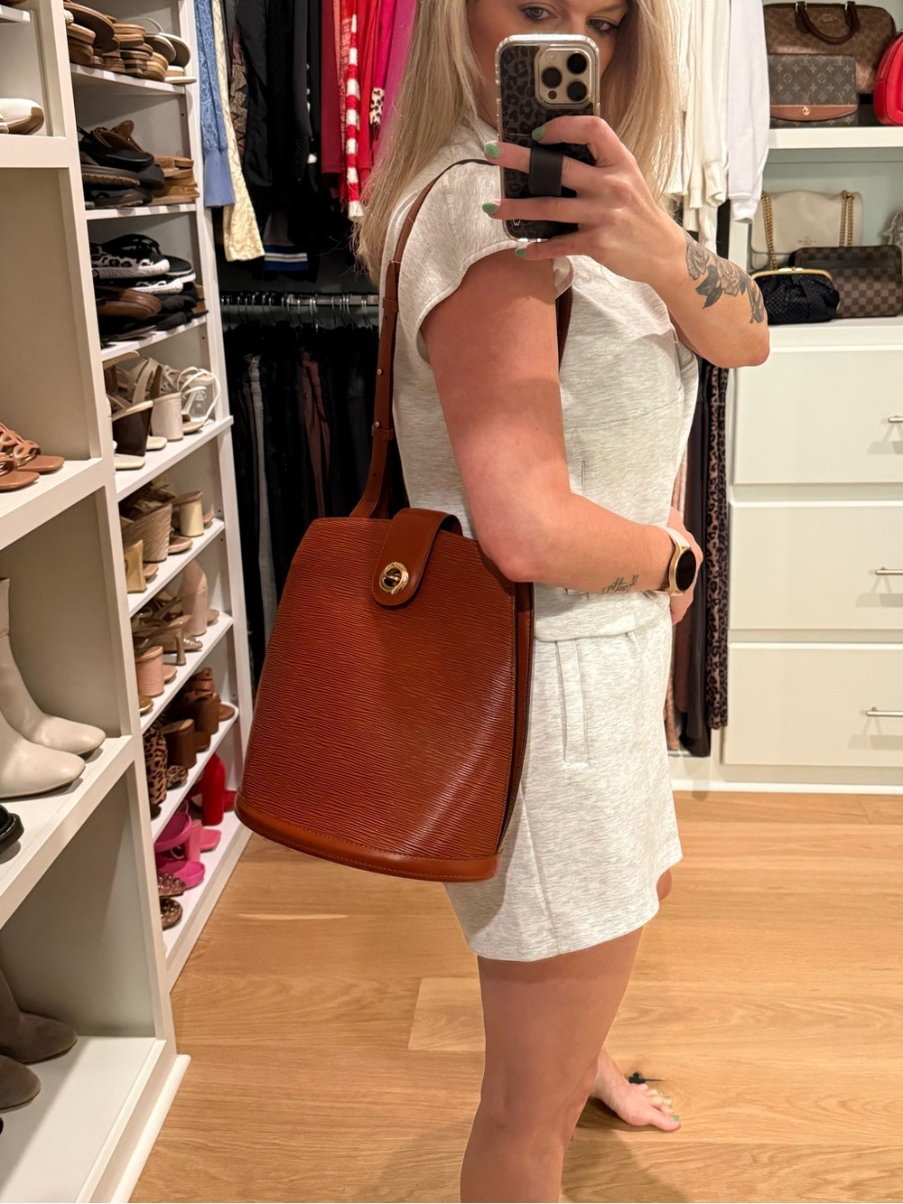Louis Vuitton Epi Leather Cluny Fawn Kenyan Brown Shoulder Handbag